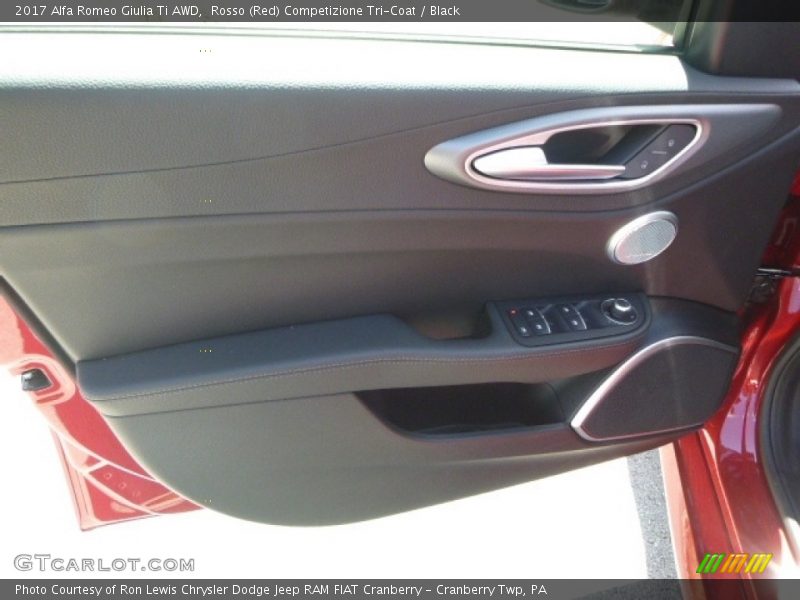 Rosso (Red) Competizione Tri-Coat / Black 2017 Alfa Romeo Giulia Ti AWD