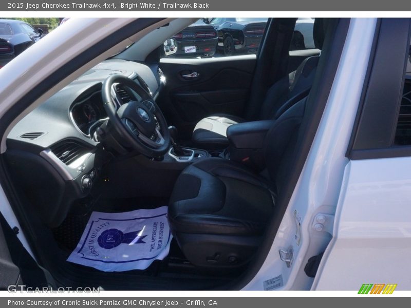 Bright White / Trailhawk Black 2015 Jeep Cherokee Trailhawk 4x4