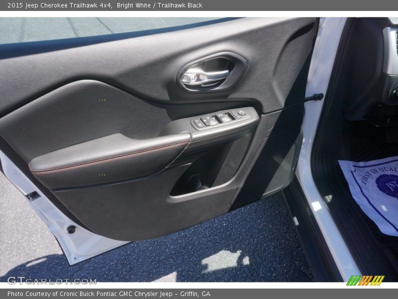 Bright White / Trailhawk Black 2015 Jeep Cherokee Trailhawk 4x4