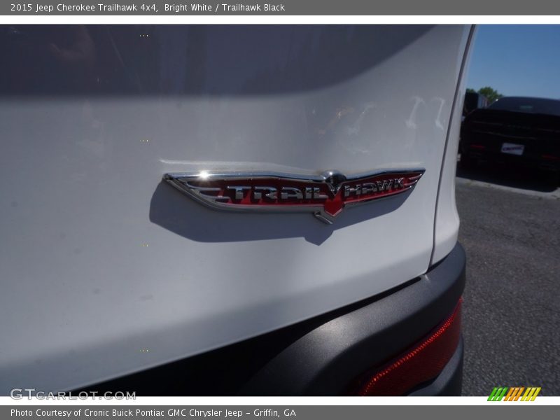 Bright White / Trailhawk Black 2015 Jeep Cherokee Trailhawk 4x4