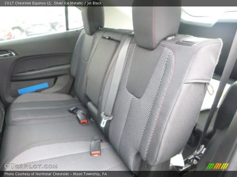 Silver Ice Metallic / Jet Black 2017 Chevrolet Equinox LS