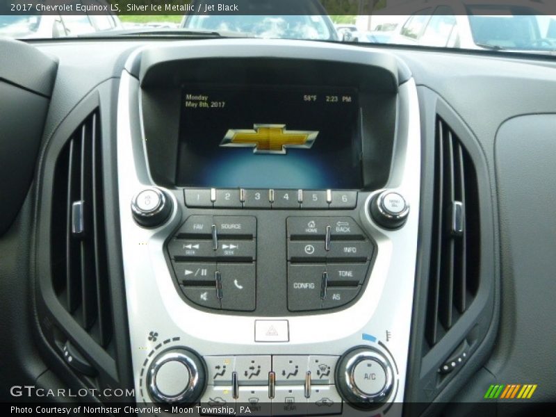Silver Ice Metallic / Jet Black 2017 Chevrolet Equinox LS