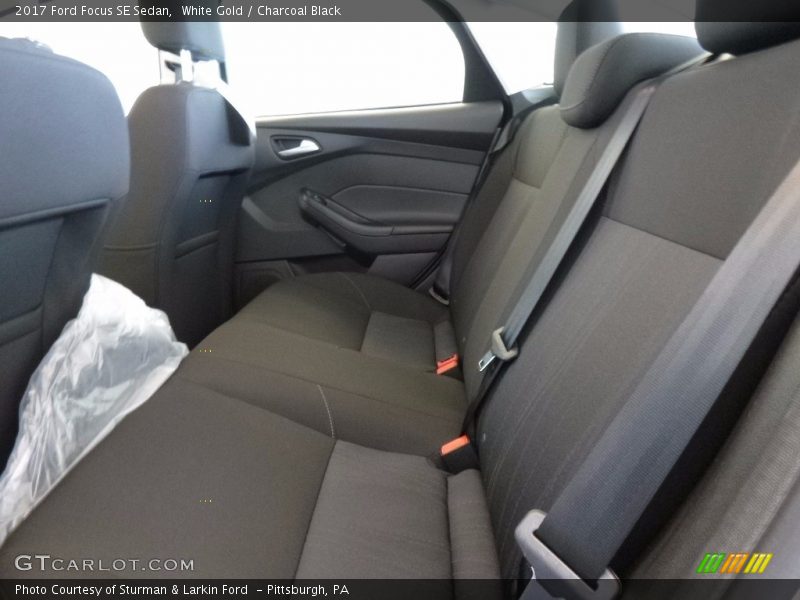 White Gold / Charcoal Black 2017 Ford Focus SE Sedan