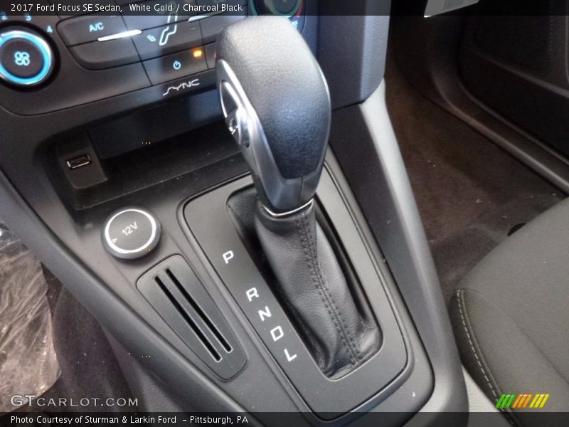 White Gold / Charcoal Black 2017 Ford Focus SE Sedan