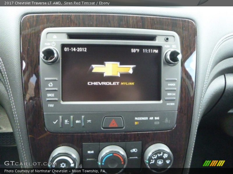 Siren Red Tintcoat / Ebony 2017 Chevrolet Traverse LT AWD