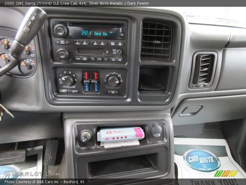 Silver Birch Metallic / Dark Pewter 2005 GMC Sierra 2500HD SLE Crew Cab 4x4