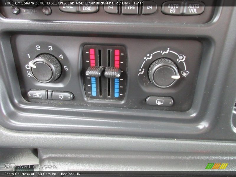 Silver Birch Metallic / Dark Pewter 2005 GMC Sierra 2500HD SLE Crew Cab 4x4