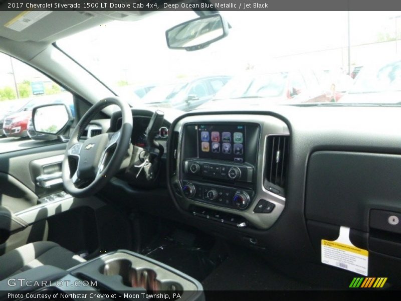 Deep Ocean Blue Metallic / Jet Black 2017 Chevrolet Silverado 1500 LT Double Cab 4x4