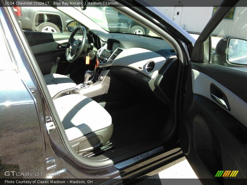 Blue Ray Metallic / Medium Titanium 2014 Chevrolet Cruze LT
