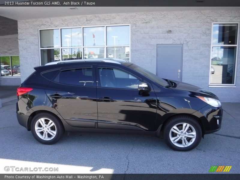 Ash Black / Taupe 2013 Hyundai Tucson GLS AWD