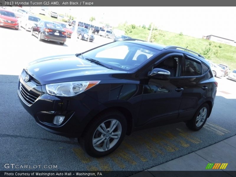 Ash Black / Taupe 2013 Hyundai Tucson GLS AWD