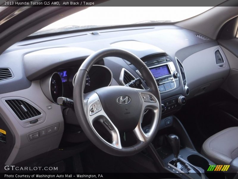 Ash Black / Taupe 2013 Hyundai Tucson GLS AWD
