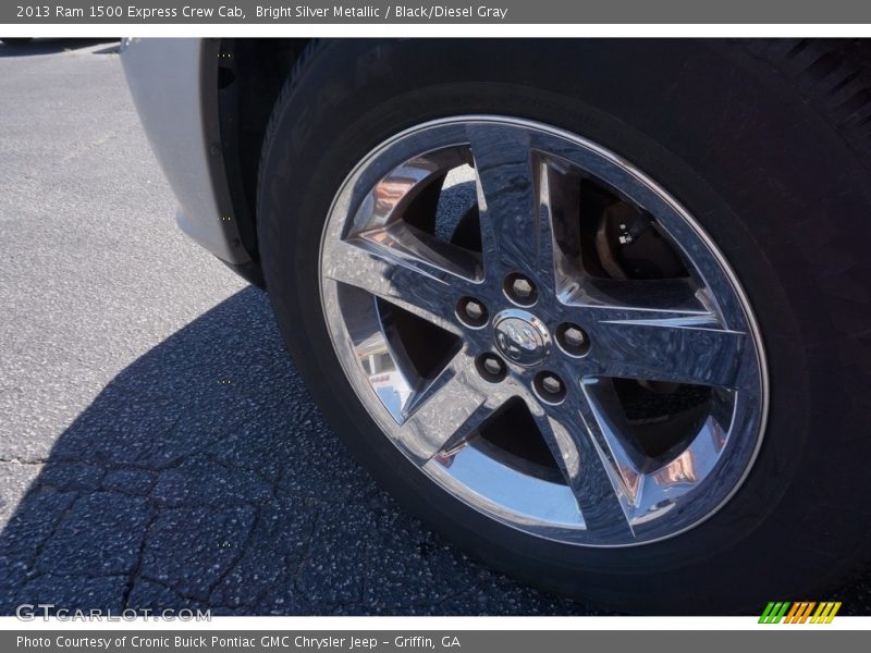 Bright Silver Metallic / Black/Diesel Gray 2013 Ram 1500 Express Crew Cab