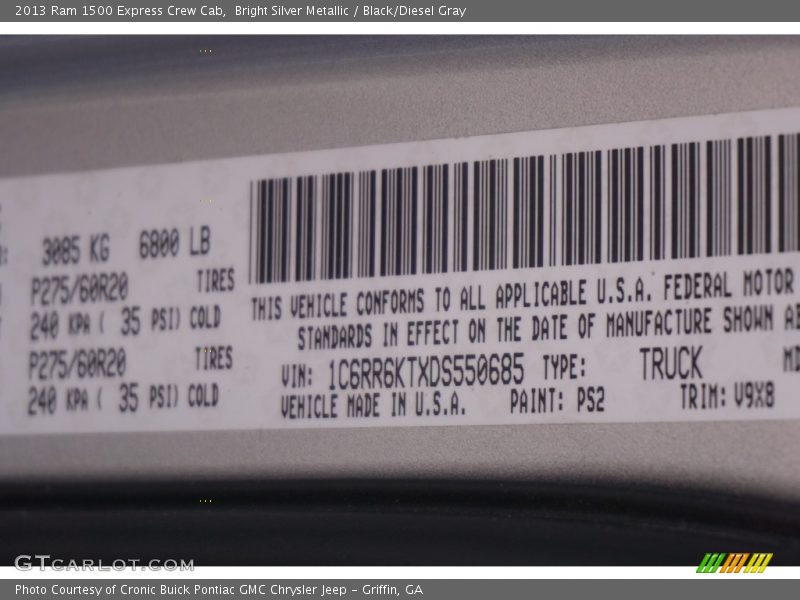 Bright Silver Metallic / Black/Diesel Gray 2013 Ram 1500 Express Crew Cab