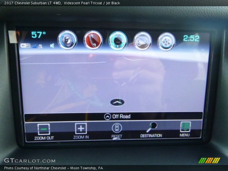 Iridescent Pearl Tricoat / Jet Black 2017 Chevrolet Suburban LT 4WD