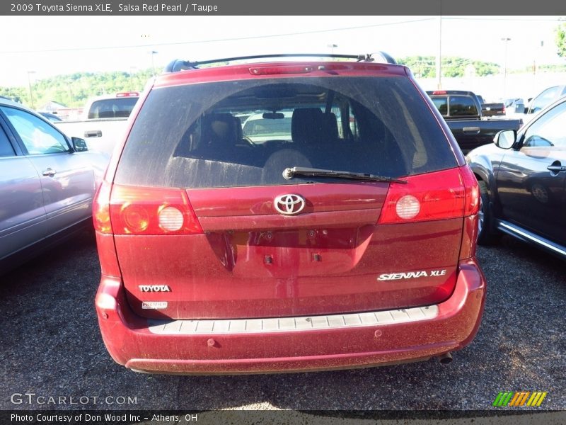 Salsa Red Pearl / Taupe 2009 Toyota Sienna XLE