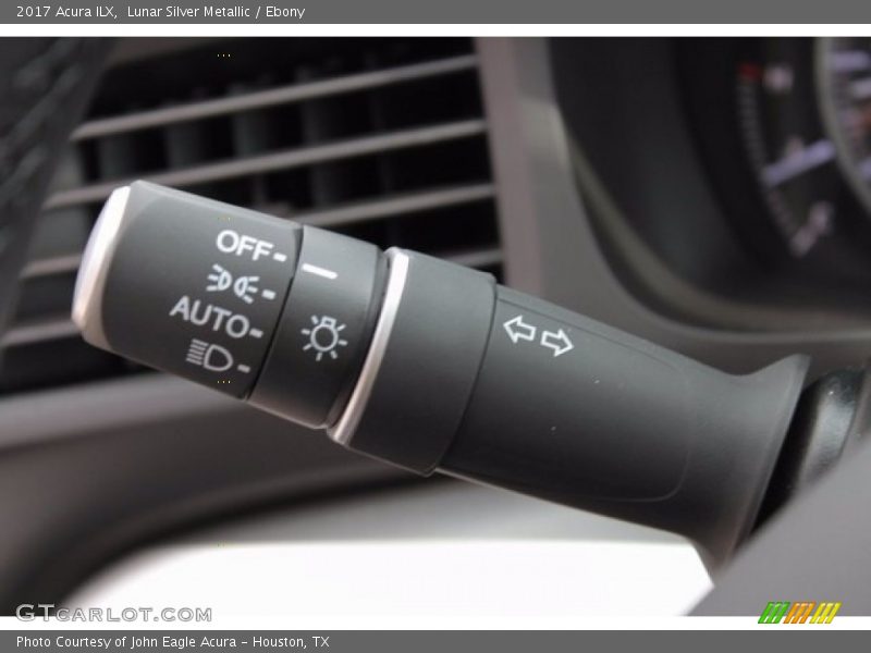 Lunar Silver Metallic / Ebony 2017 Acura ILX