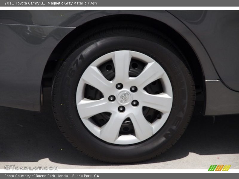 Magnetic Gray Metallic / Ash 2011 Toyota Camry LE
