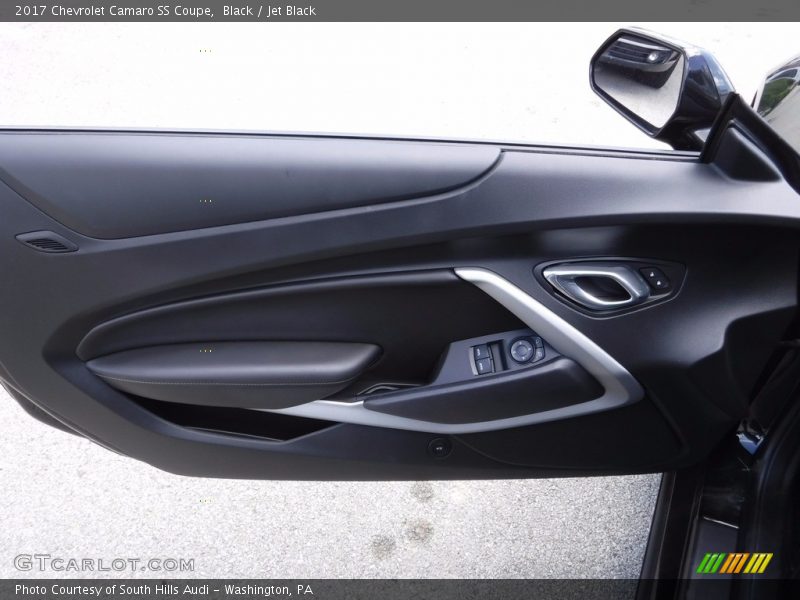 Door Panel of 2017 Camaro SS Coupe