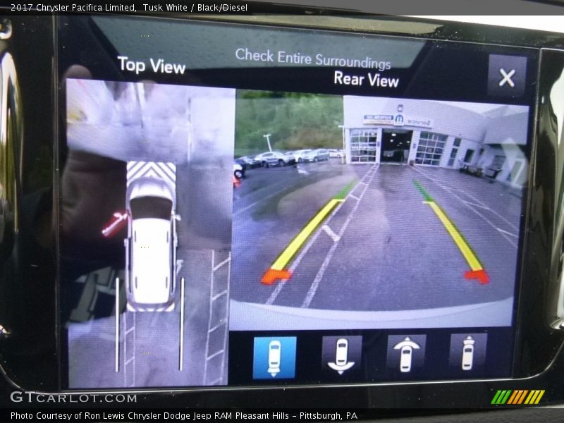 Tusk White / Black/Diesel 2017 Chrysler Pacifica Limited