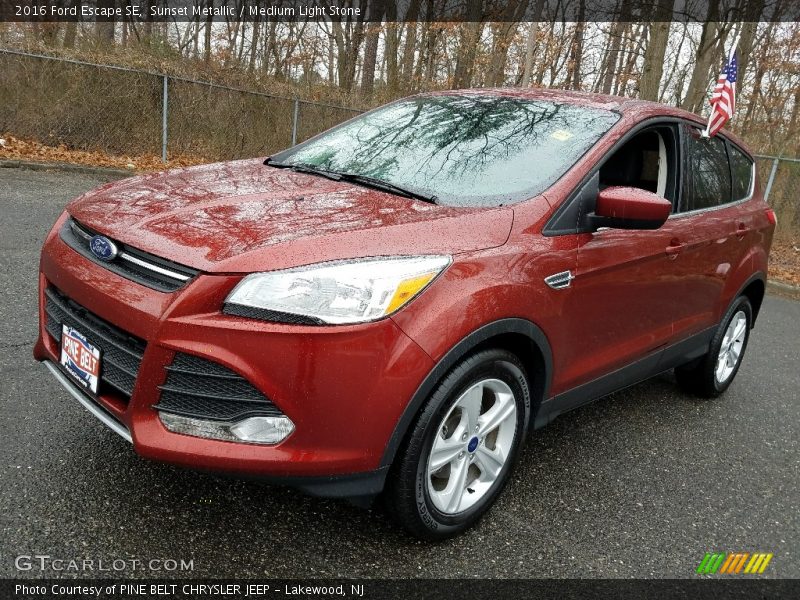 Sunset Metallic / Medium Light Stone 2016 Ford Escape SE