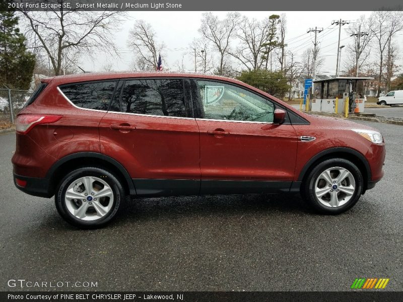Sunset Metallic / Medium Light Stone 2016 Ford Escape SE