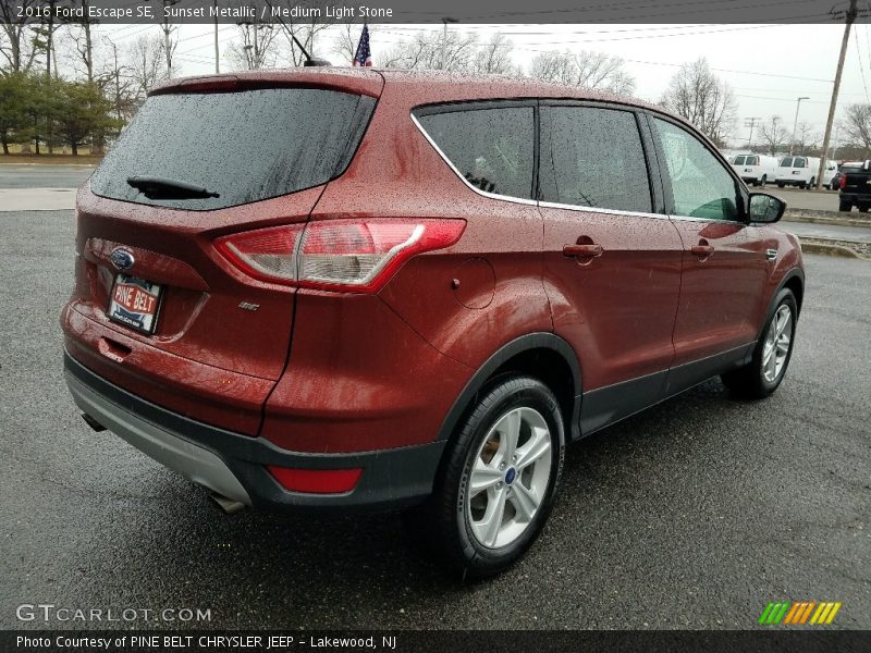 Sunset Metallic / Medium Light Stone 2016 Ford Escape SE