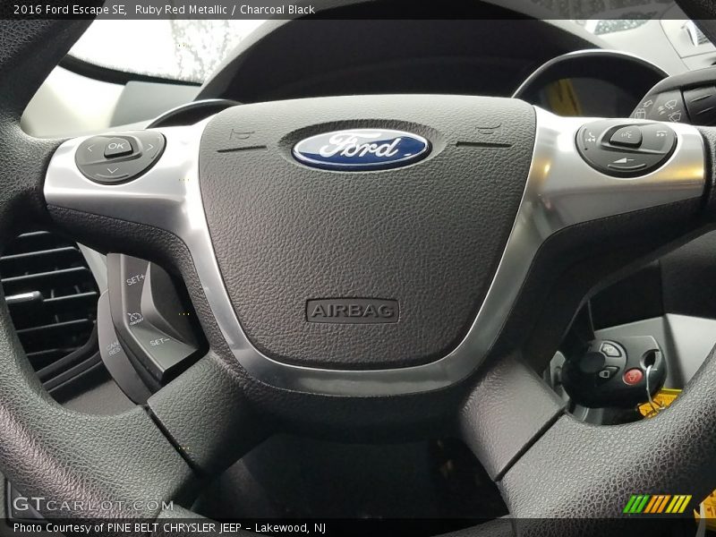 Ruby Red Metallic / Charcoal Black 2016 Ford Escape SE
