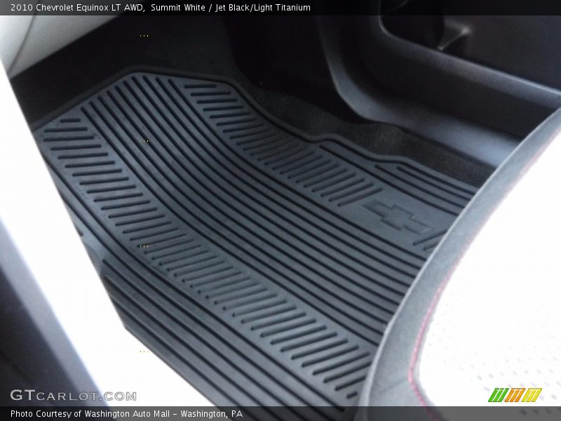 Summit White / Jet Black/Light Titanium 2010 Chevrolet Equinox LT AWD