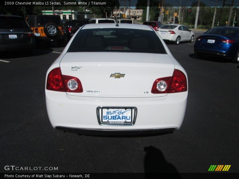 Summit White / Titanium 2009 Chevrolet Malibu LS Sedan