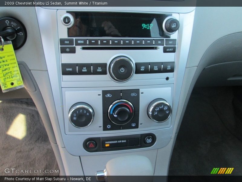 Summit White / Titanium 2009 Chevrolet Malibu LS Sedan