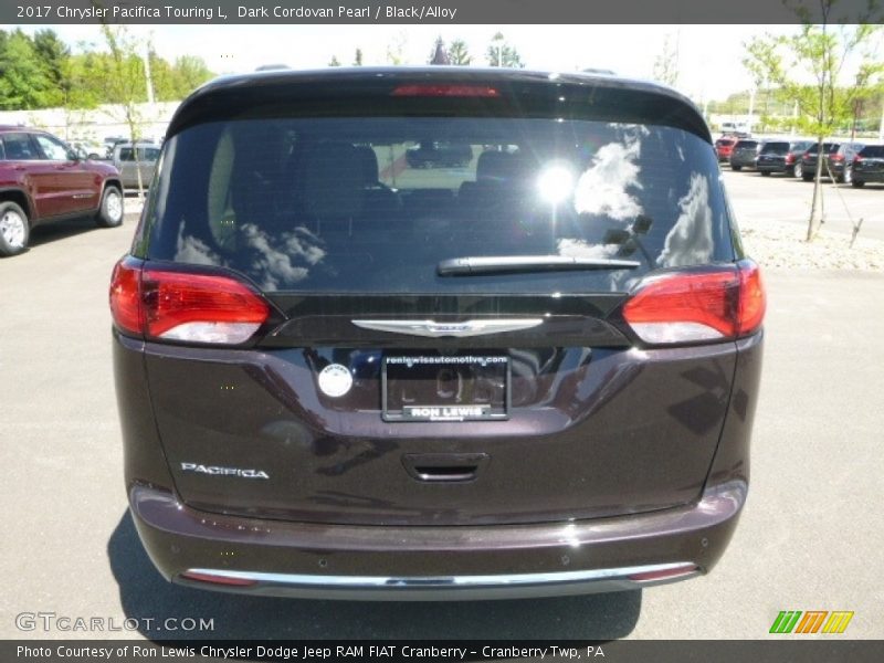 Dark Cordovan Pearl / Black/Alloy 2017 Chrysler Pacifica Touring L