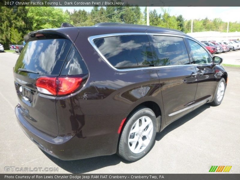 Dark Cordovan Pearl / Black/Alloy 2017 Chrysler Pacifica Touring L