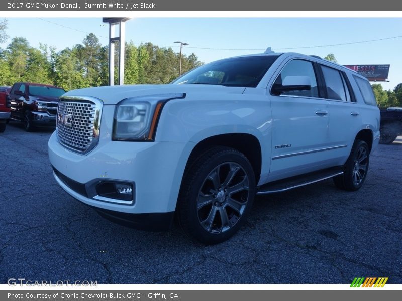 Summit White / Jet Black 2017 GMC Yukon Denali