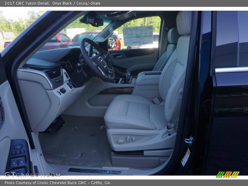 Onyx Black / Cocoa/­Shale 2017 GMC Yukon Denali
