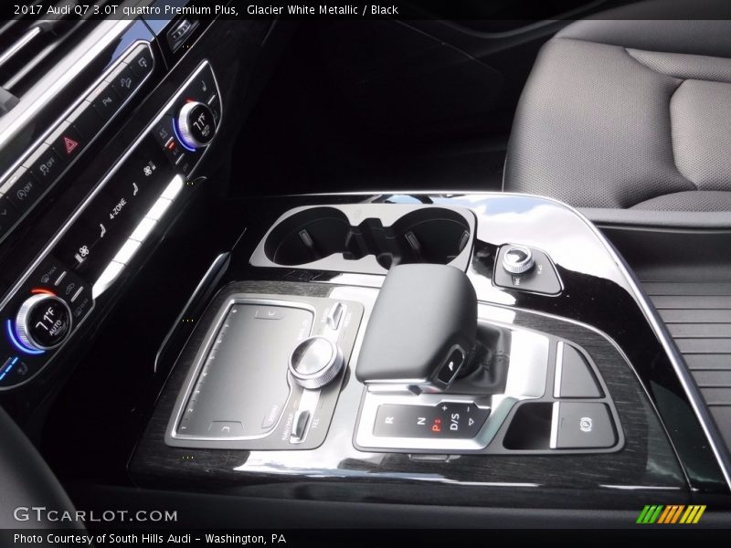 Glacier White Metallic / Black 2017 Audi Q7 3.0T quattro Premium Plus