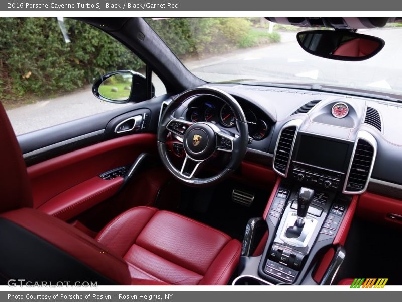 Black / Black/Garnet Red 2016 Porsche Cayenne Turbo S