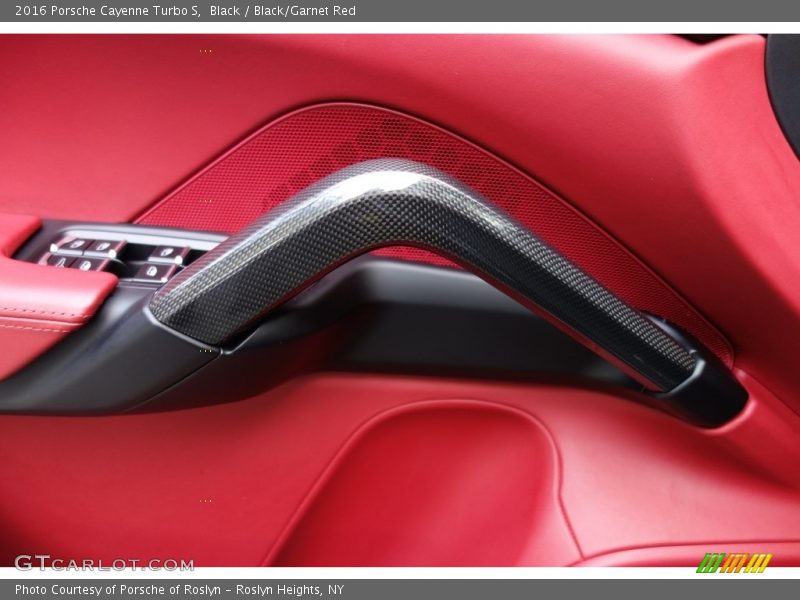 Black / Black/Garnet Red 2016 Porsche Cayenne Turbo S
