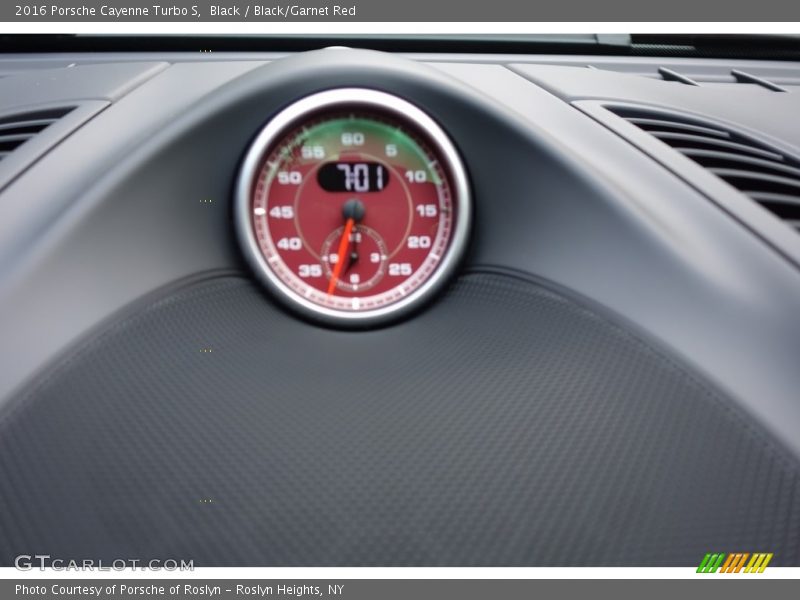 Black / Black/Garnet Red 2016 Porsche Cayenne Turbo S