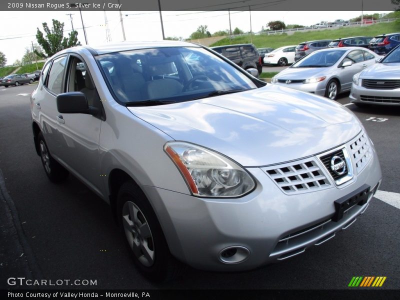 Silver Ice / Gray 2009 Nissan Rogue S