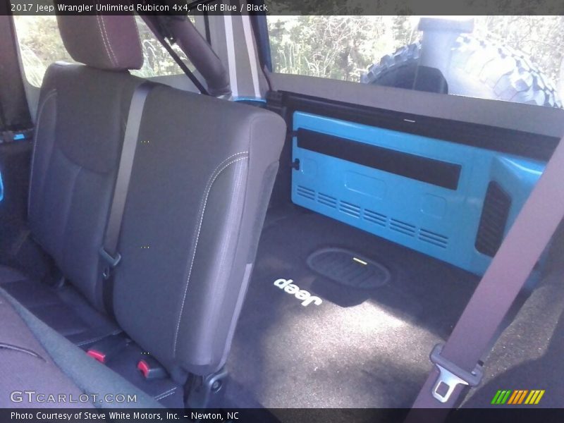 Chief Blue / Black 2017 Jeep Wrangler Unlimited Rubicon 4x4