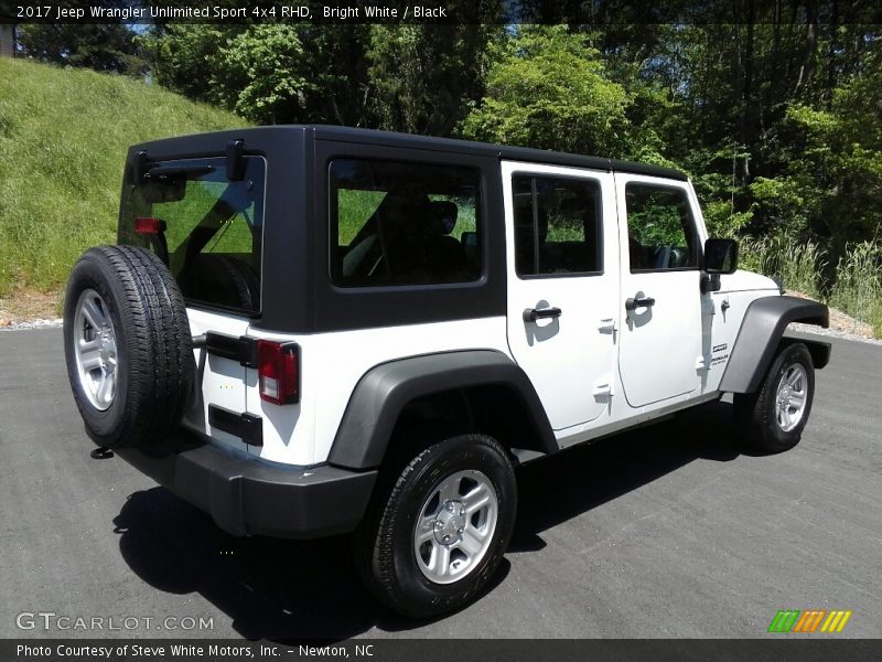 Bright White / Black 2017 Jeep Wrangler Unlimited Sport 4x4 RHD