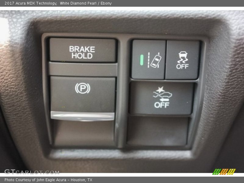 White Diamond Pearl / Ebony 2017 Acura MDX Technology