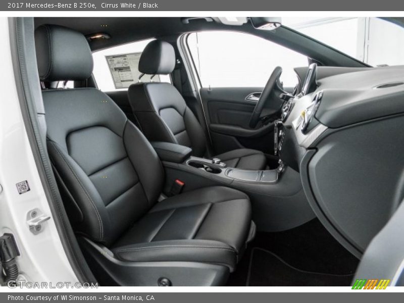 Cirrus White / Black 2017 Mercedes-Benz B 250e