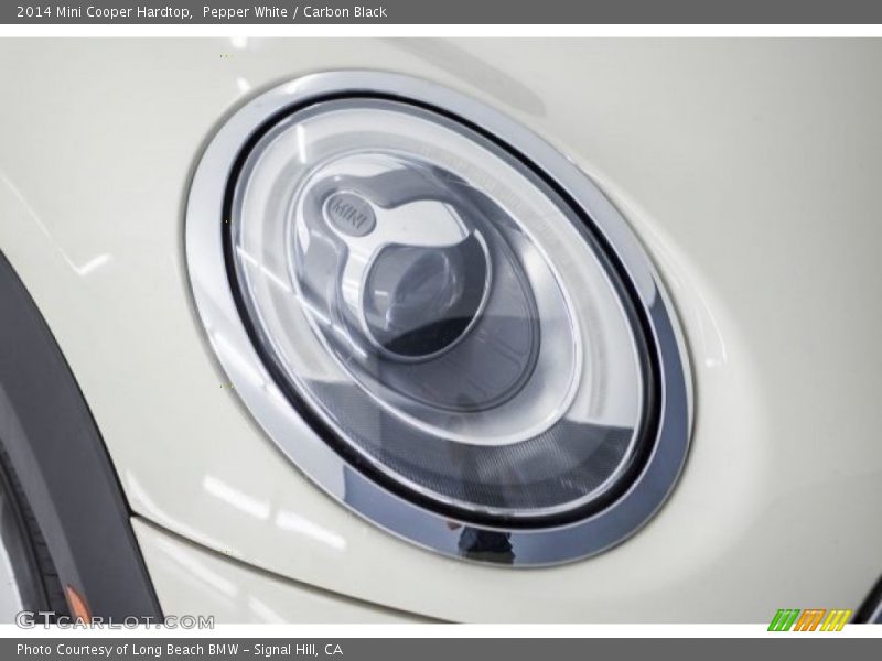 Pepper White / Carbon Black 2014 Mini Cooper Hardtop