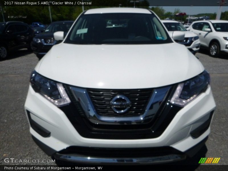 Glacier White / Charcoal 2017 Nissan Rogue S AWD