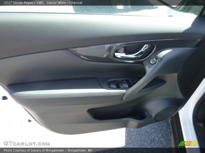 Glacier White / Charcoal 2017 Nissan Rogue S AWD
