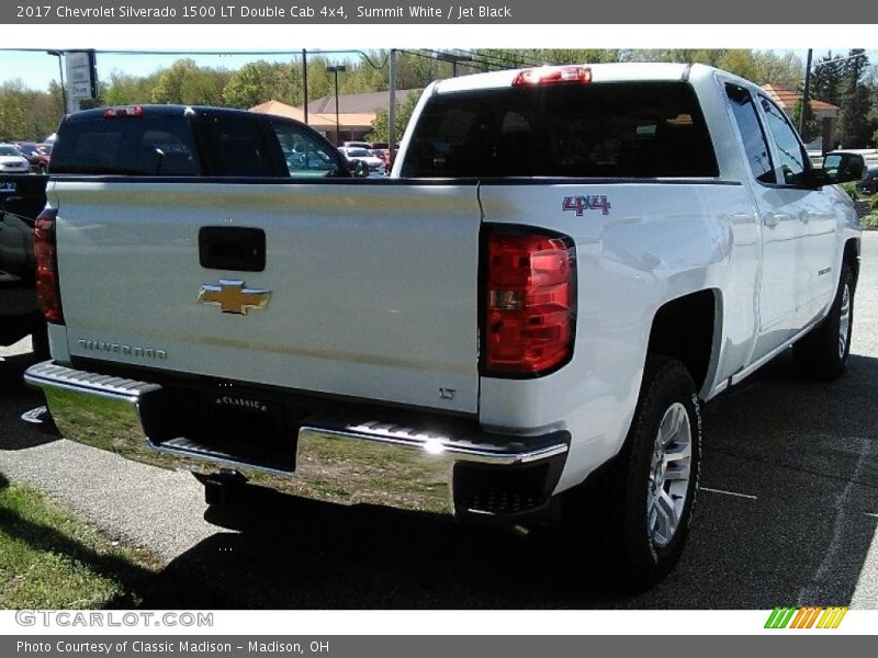 Summit White / Jet Black 2017 Chevrolet Silverado 1500 LT Double Cab 4x4