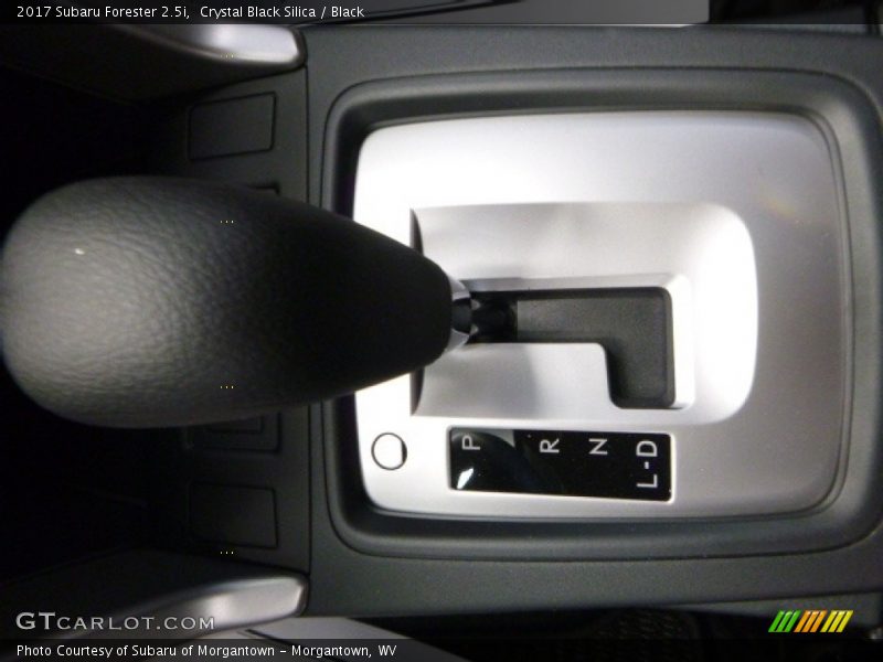 Crystal Black Silica / Black 2017 Subaru Forester 2.5i