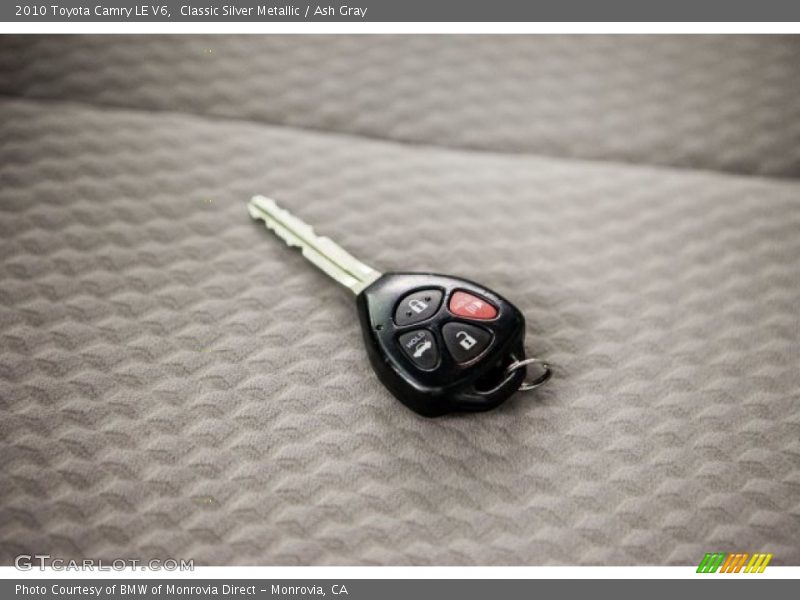 Classic Silver Metallic / Ash Gray 2010 Toyota Camry LE V6